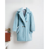 Abrigo teddy oversize look completo